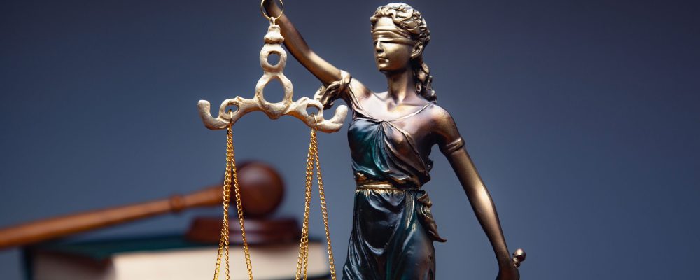 Abogados y Notarios en Gualán